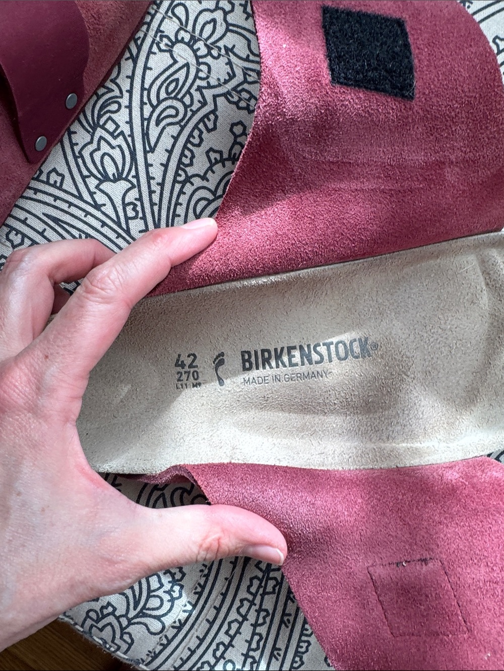 Birkenstock Women’s Tokyo Suede Slide Sandals in Burgundy - Picture 3 of 4